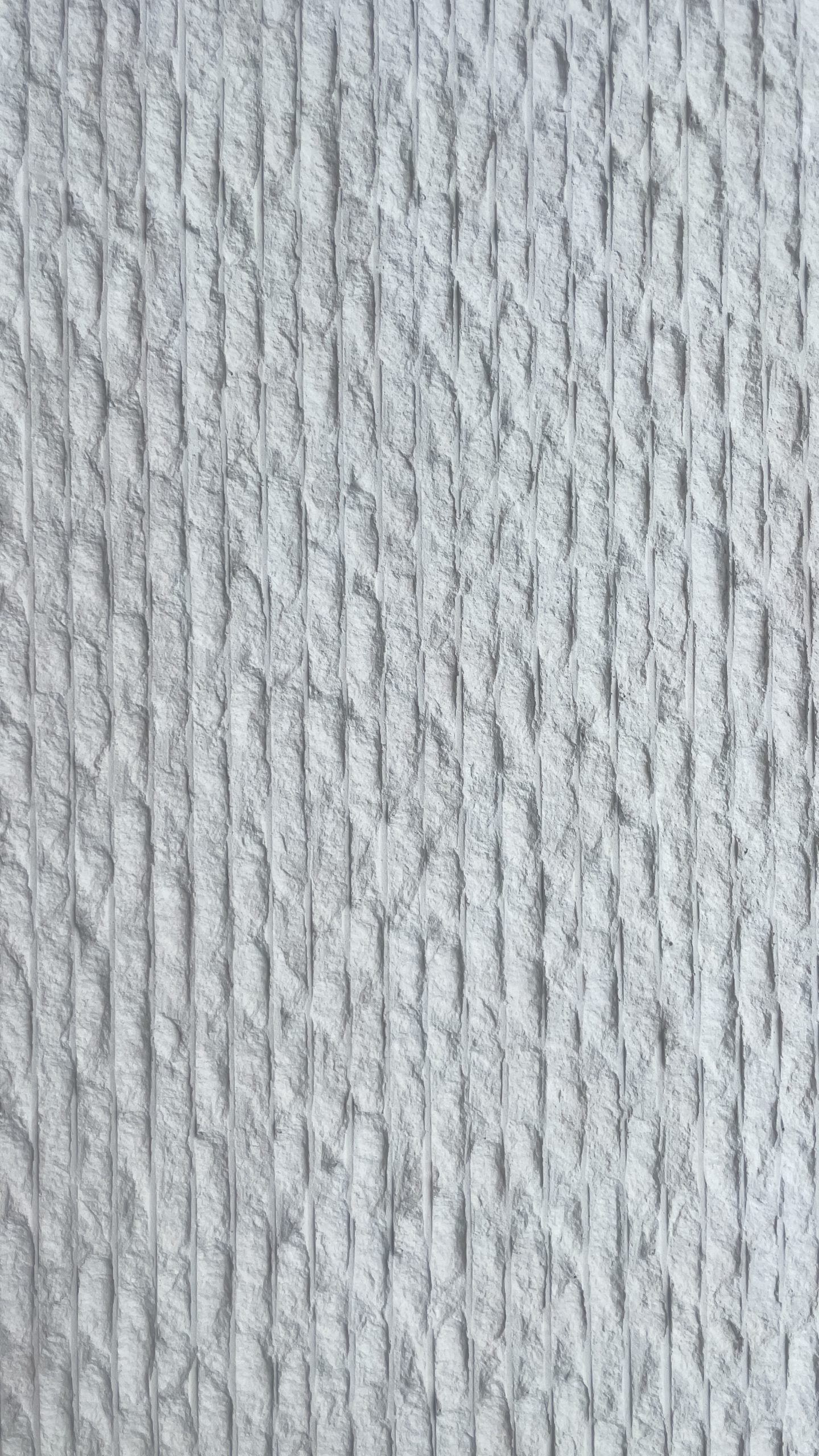 Chiseled Stone Andes White